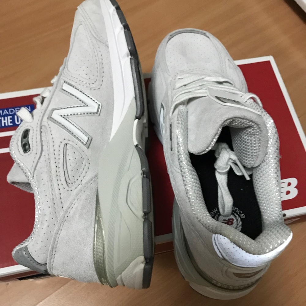 New balance women’s 990
